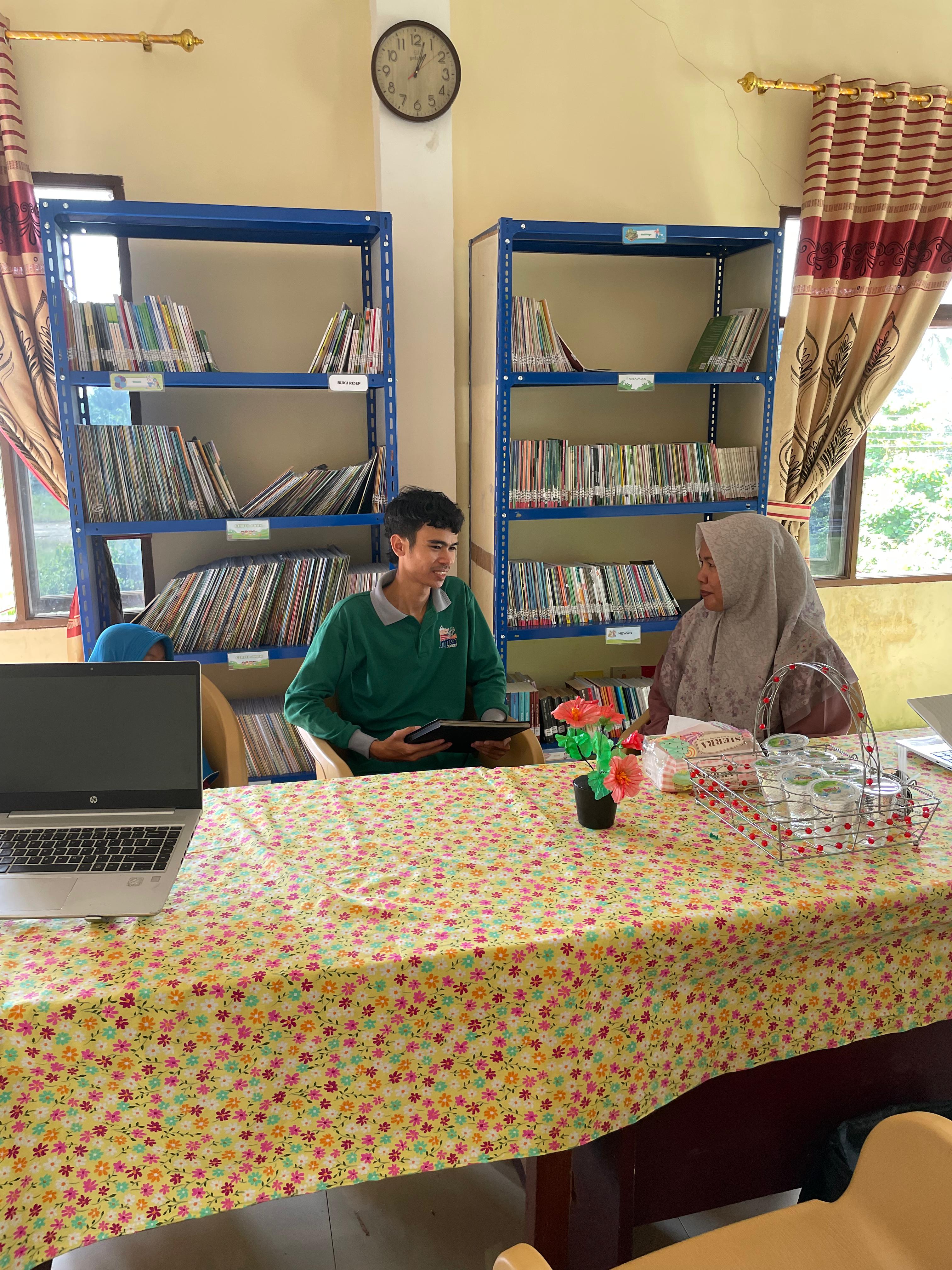 Cover Perpustakaan Sebagai Ruang Komunitas : Kegiatan Dialog Publik